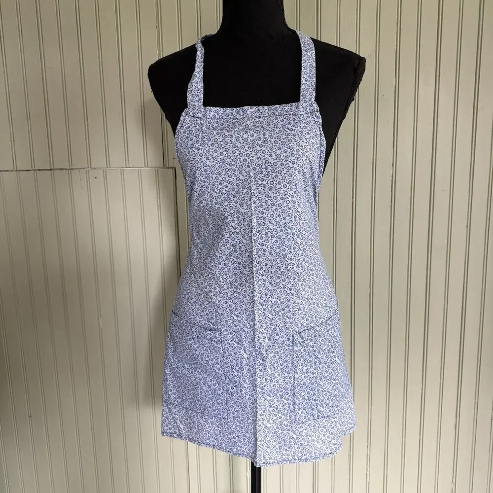 Vtg Hostess Full Apron Blue White MCM 50s Pocket Retro Tie Trad Cottage Floral